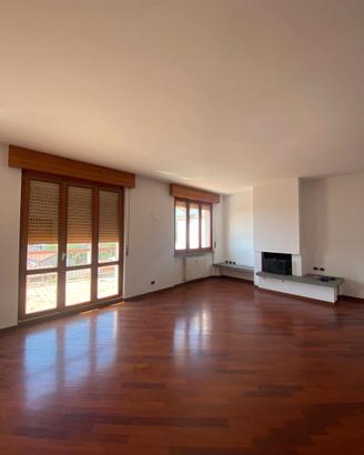 Attico con ampia terrazza