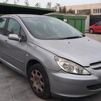 Ricambi usati Peugeot 307 del 2004 1.6B motore NFU