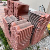 250 tegole in buono stato