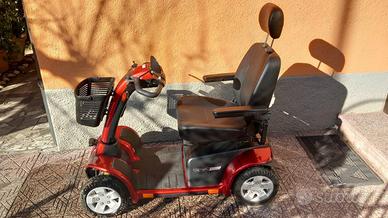 Veicolo Elettrico ausiliario alla deambulazione