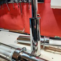 Lampadario neon colore acciaio lucido 