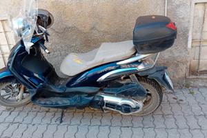 beverly 400 del 2006  INIEZIONE 