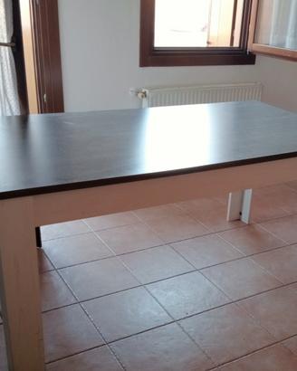 Tavolo da cucina