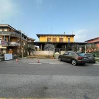 COMPLESSO A PESCHIERA DEL GARDA