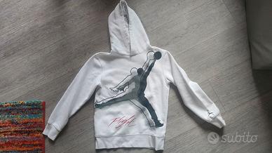 Abbigliamento sportivo ragazzo 10Y