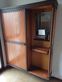 Mobile attaccapanni in legno con specchiera 