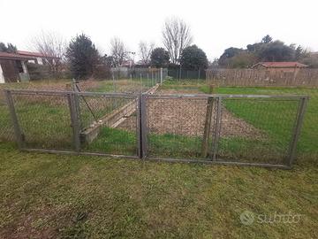 Cancello a due ante in ferro con rete – 200€ tratt