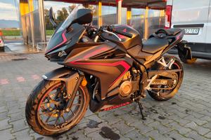 Honda CBR 500 R