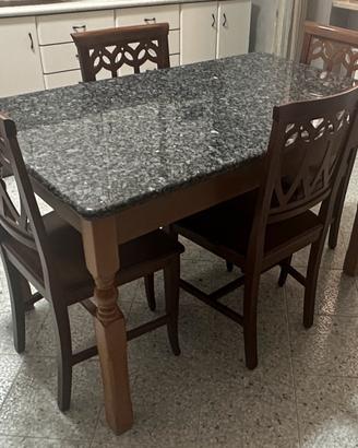 Tavolo soggiorno cucina completo con 4 sedie