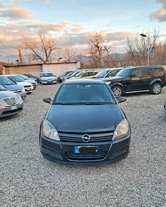 Opel Astra 1.7 CDTI 101CV