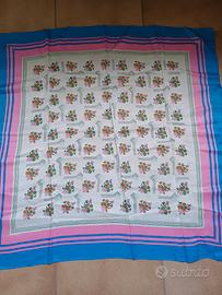 foulard seta artificiale motivo floreale