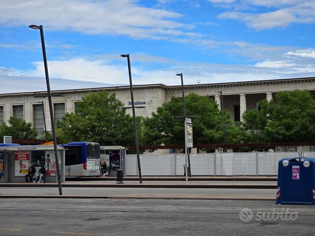 Padova Piazzale della Stazione garage singolo 14 m