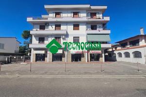 NEGOZIO A CAMPI BISENZIO