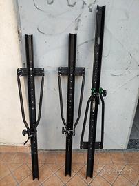 2 portabici per barre auto  + ricambi 