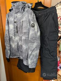 GIACCA E PANTALONE SNOWBOARD/SCI QUICKSILVER XS