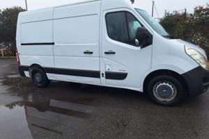 Furgone Opel Movano anno 2011