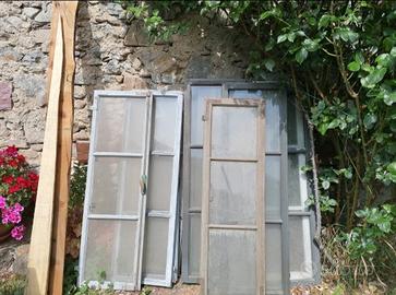 finestre antiche in legno