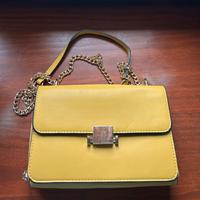 Borsa gialla a tracolla con catena dorata (59cm)