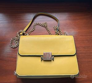Borsa gialla a tracolla con catena dorata (59cm)