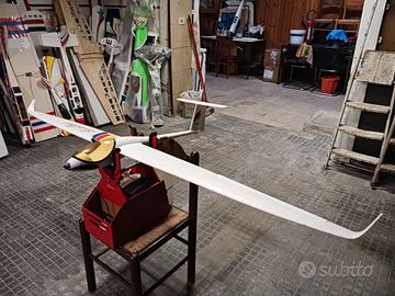 Aereomodello motoaliante Swallow 2100mm