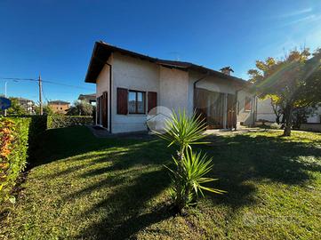 VILLA SINGOLA A CASTEL MELLA