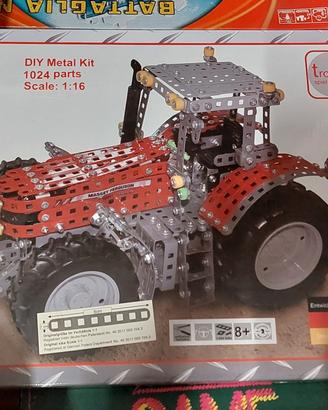 trattore da costruire Tronico Massey
Ferguson