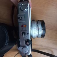 Yashica MG-1  con flash, scatola e istruzioni