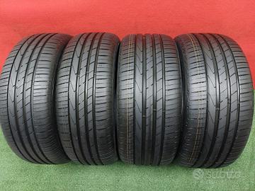 255 55 18 Gomme Estive 99% 2020 Hankook 255 55R18
