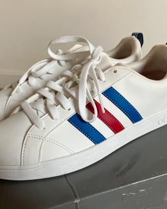 Adidas uomo n. 42,5 Nuove