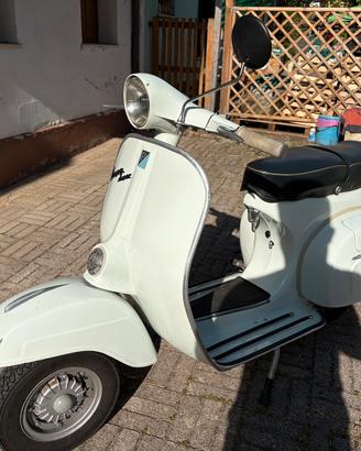 Vespa super 125