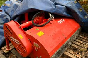 Trincia Maschio Gaspardo Barbi180