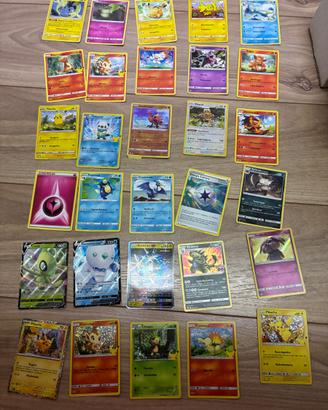 Carte pokemon 119 pezzi
