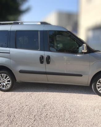 Fiat Doblo 1.3 multijet 90 cv SW 7 posti 2010