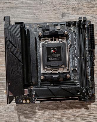 ASRock B650I PG Lightning WiFi 