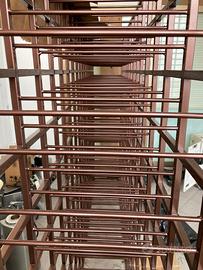 scaffale porta bottiglie arredo locale