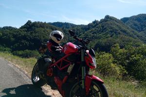 ducati streetfighter 1098