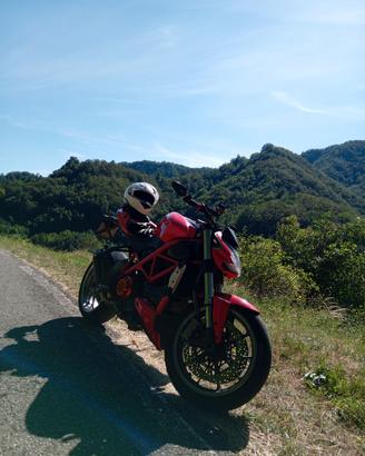 ducati streetfighter 1098