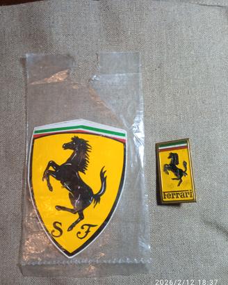 FERRARI spilla  ed adesivo 