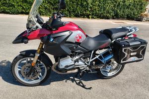 BMW R 1200 GS pronta per viaggiare