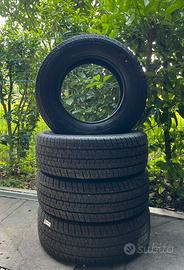 Gomme NUOVE 4 stagioni Continental 235/65 R16C