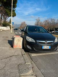 Opel astra cosmo J 1.7 diesel 110cv
