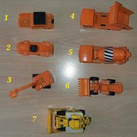 Vari giocattoli serie "Lavori edili/movim. terra"