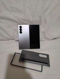 Samsung Zfold6 12/512GB grigio come nuovo 