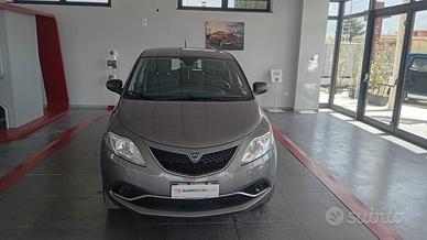 Lancia Ypsilon 0.9 TwinAir 85 CV 5 porte Metano Ec