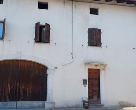 Casa di testa