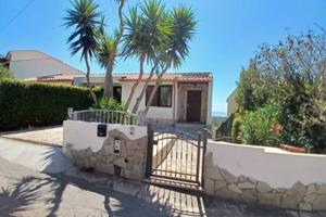 Villetta vista mare vicino a Chia 