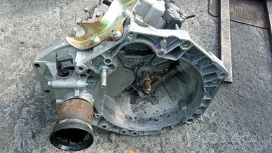 Cambio manuale lancia y 1.2 benzina anno 2007