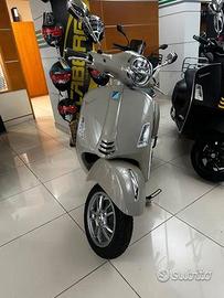 Piaggio Vespa 310 GTS hpe 2025