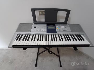 tastiera Yamaha PSR E323