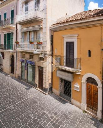 3 LOCALI A ORTONA